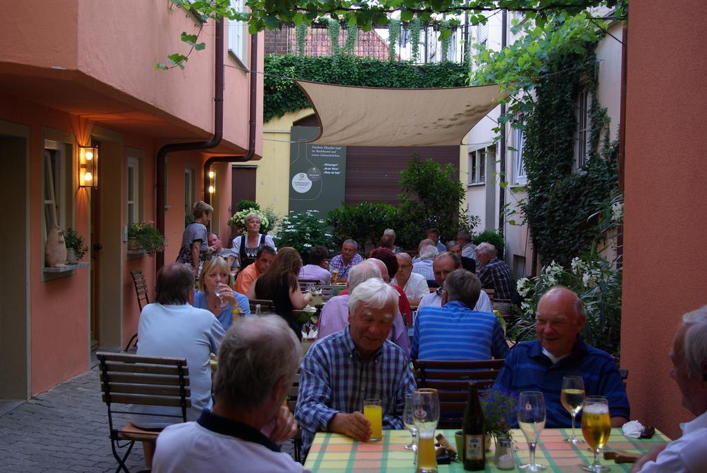 Gasthof zum Weißen Lamm Sommerach Exterior foto
