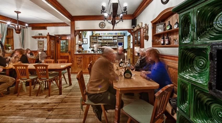 Gasthof zum Weißen Lamm Sommerach Exterior foto