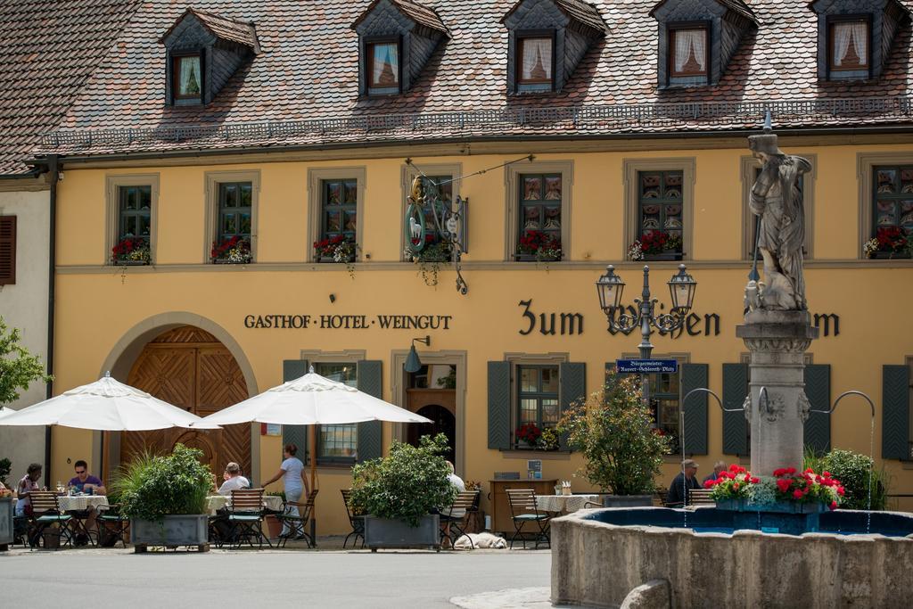 Gasthof zum Weißen Lamm Sommerach Exterior foto